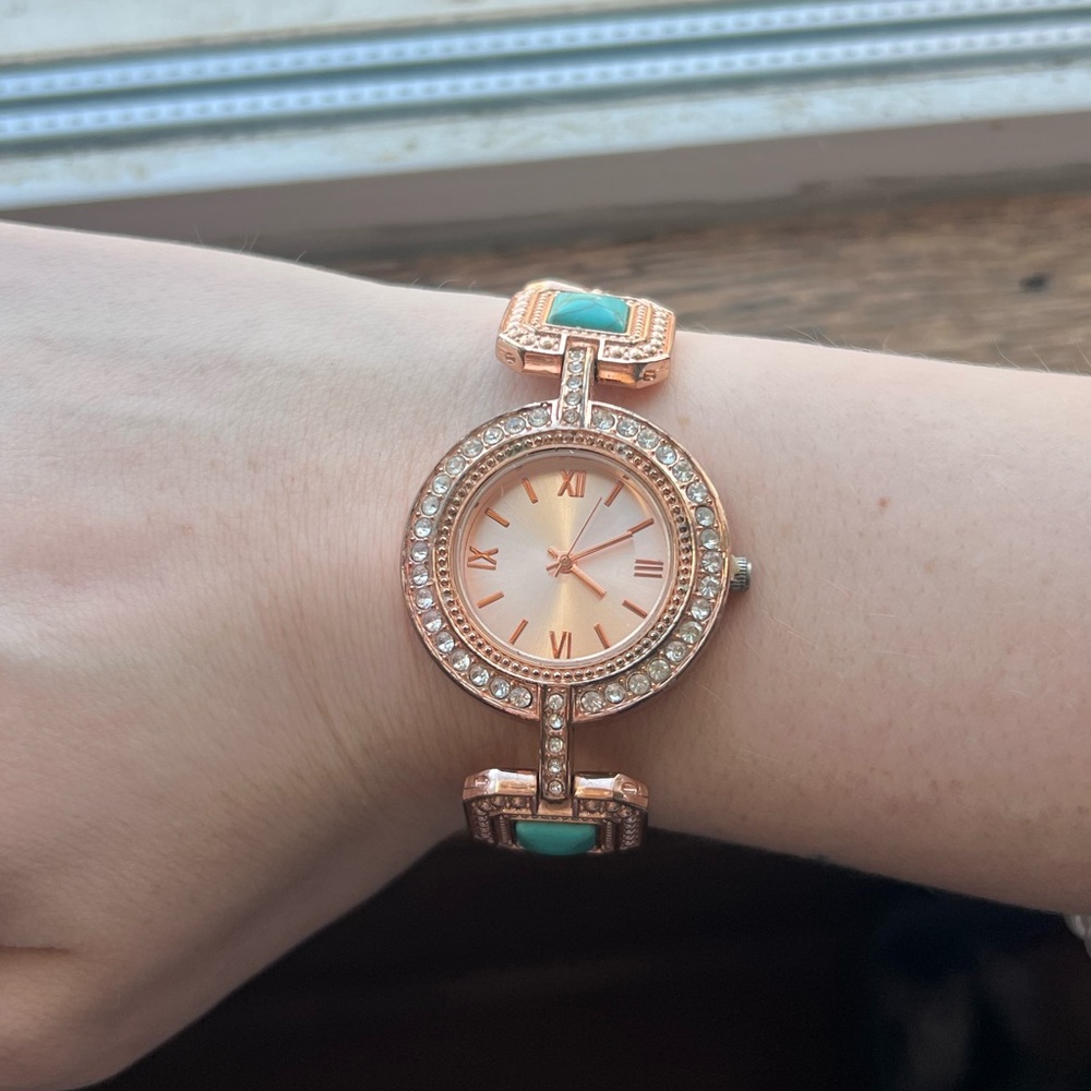 Elegant Rose Gold and Turquoise Women's Watch